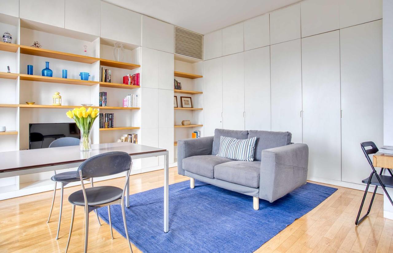 Joivy Vibrant Studio With Balcony Milano Dış mekan fotoğraf