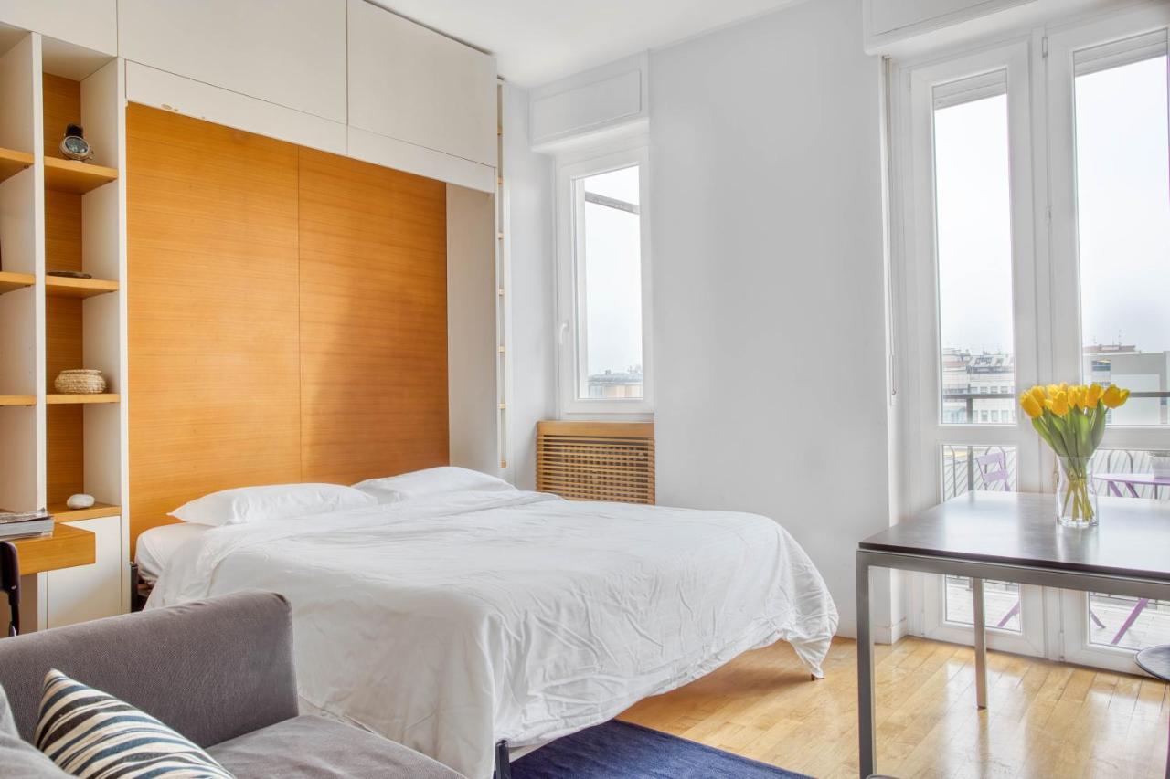Joivy Vibrant Studio With Balcony Milano Dış mekan fotoğraf